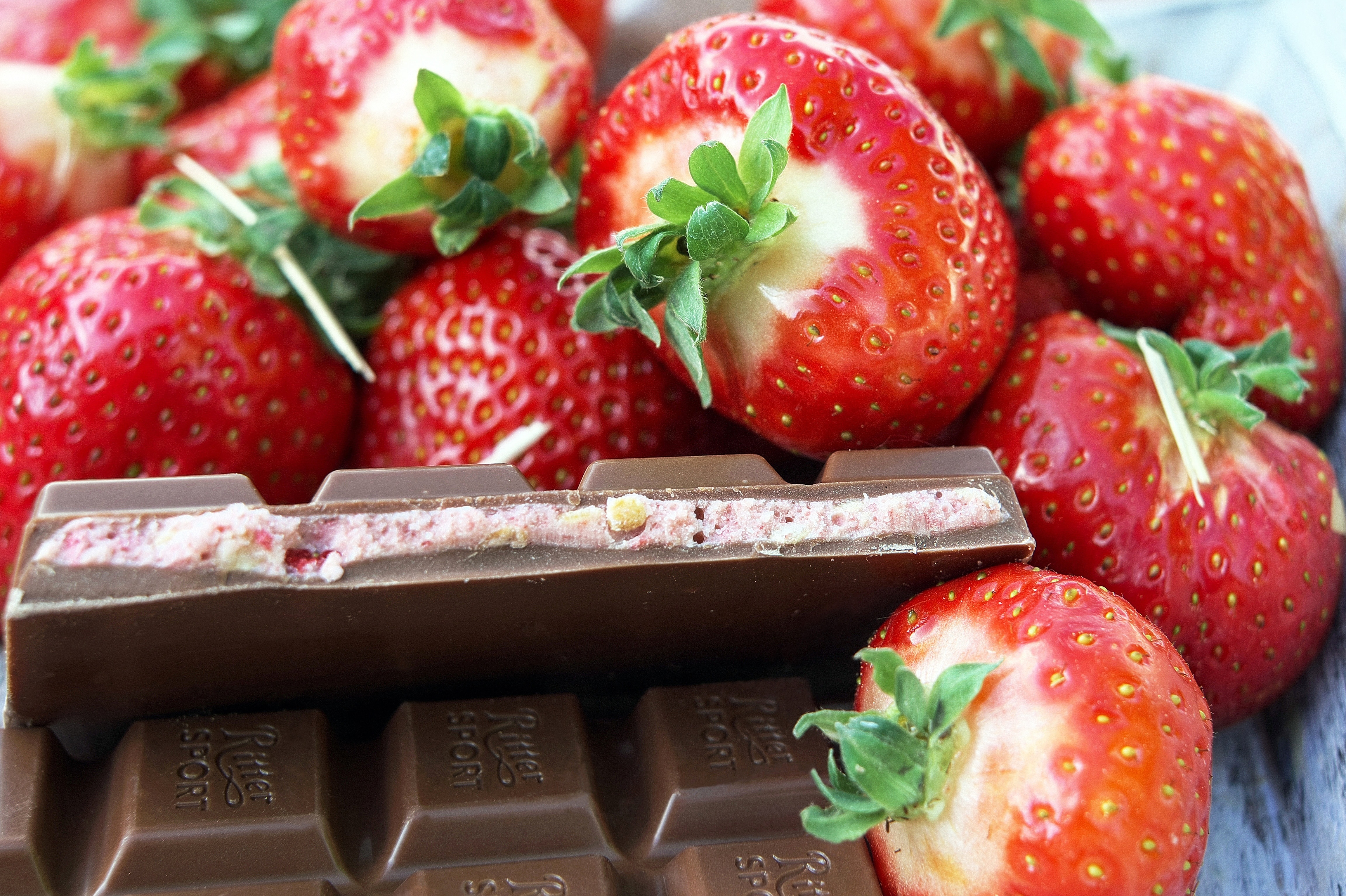 strawberry and chocolate bar