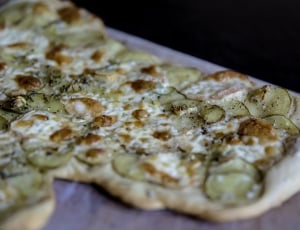 vegetarian pizza with melted cheese thumbnail