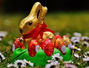 gold easter bunny and easter egg set thumbnail