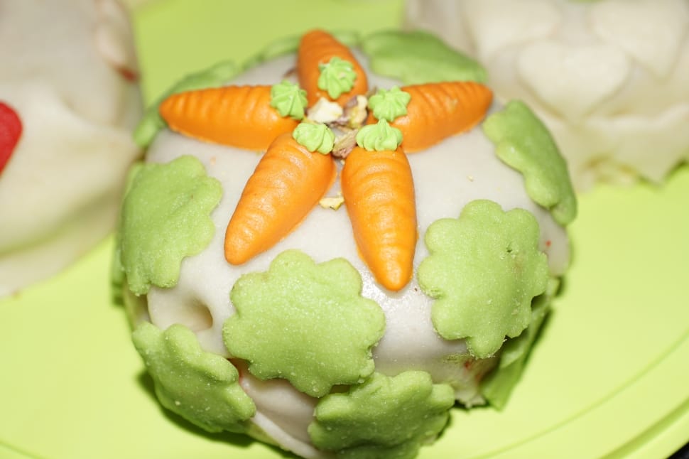 green orange and white round carrot cake preview
