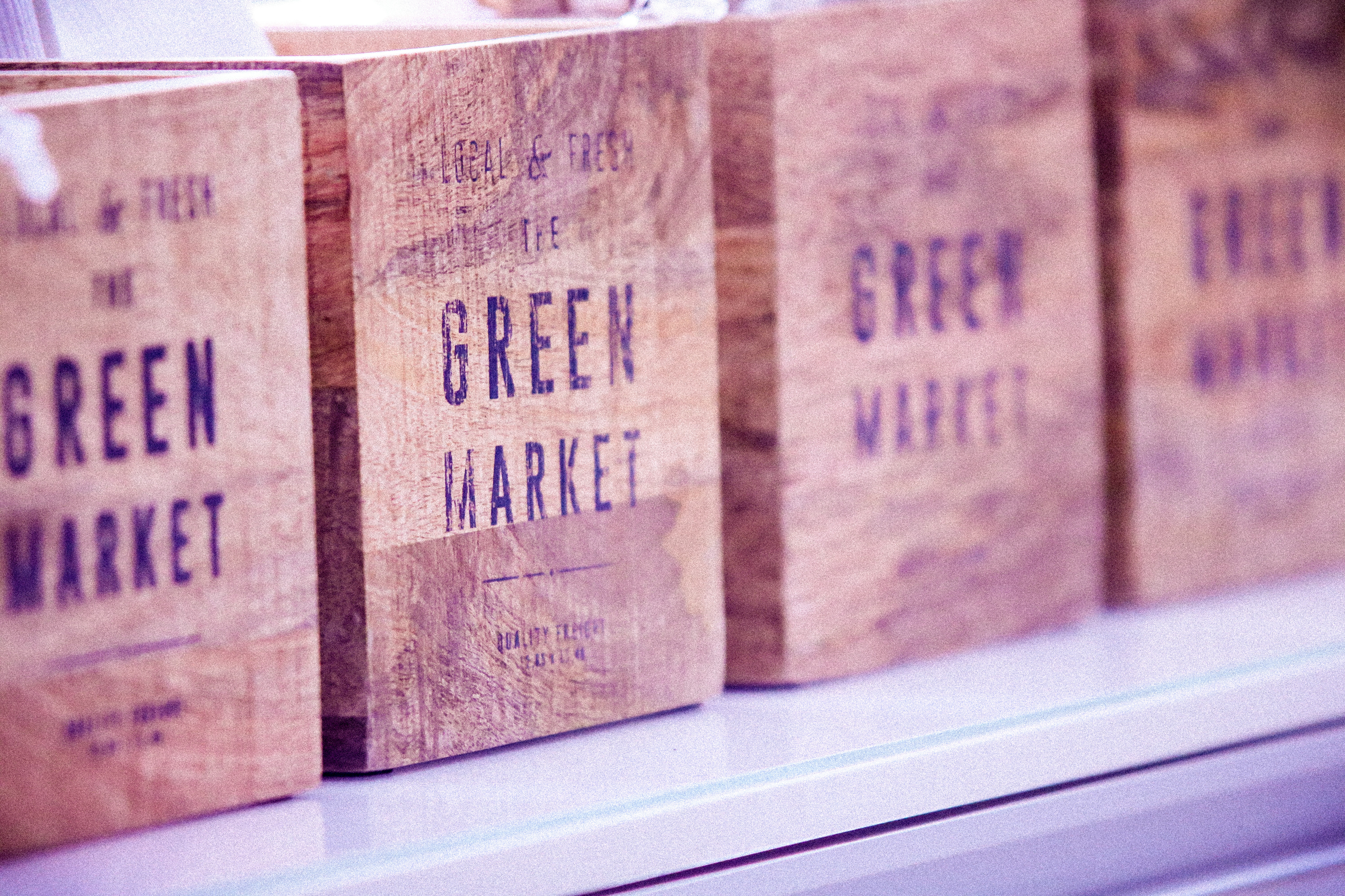 brown wooden green market text box