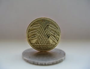 gold 1923 coin thumbnail
