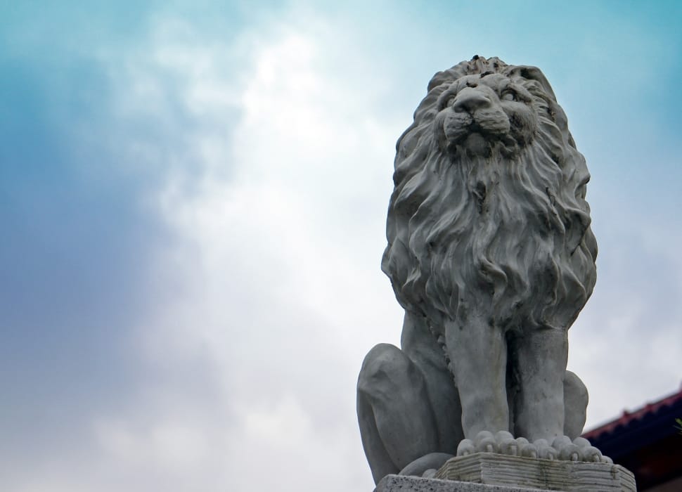 lion statue preview