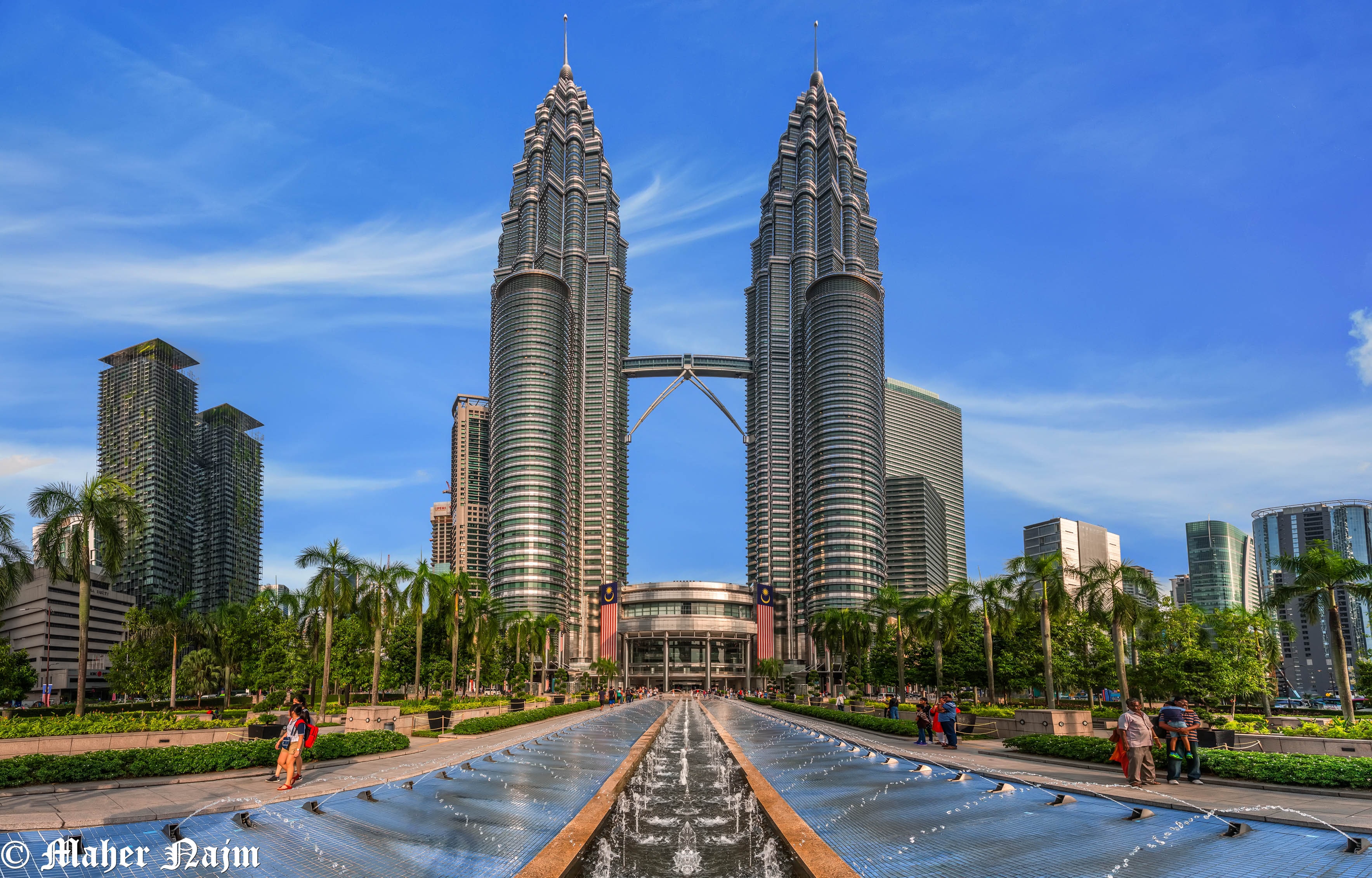 Towers petronas twin Travellers' Guide