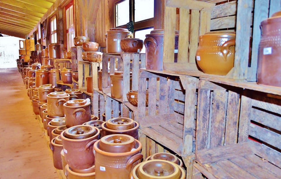 clay pot lot preview
