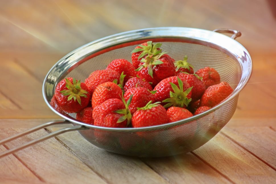 strawberries in strainer preview