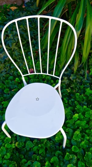 Chair, White, Quaint, Flimsy, Garden, no people, front or back yard thumbnail