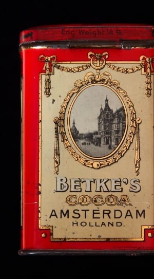 red and white betke's cocoa amsterdam holland case thumbnail