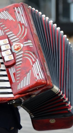red white and black accordion thumbnail