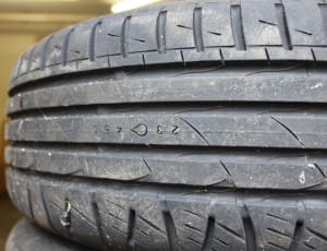 auto tire thumbnail