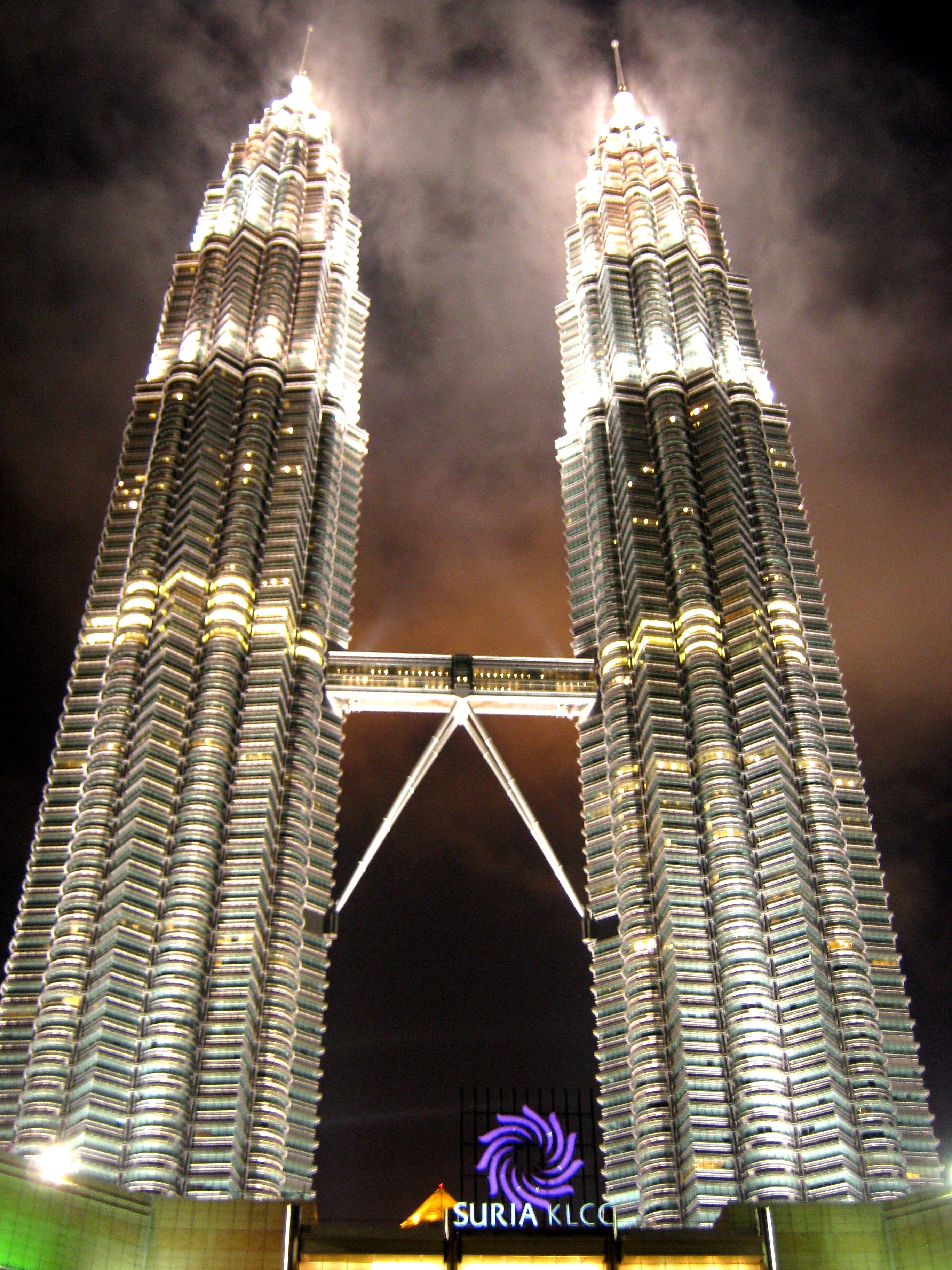 petronas twin tower malaysia