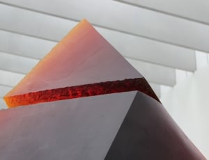 red pyramid stone thumbnail