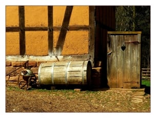 brown barrel with corn board thumbnail