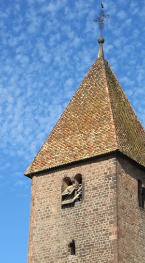 brown brick church thumbnail
