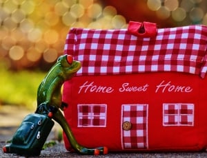 red Home Sweet  Home bag thumbnail