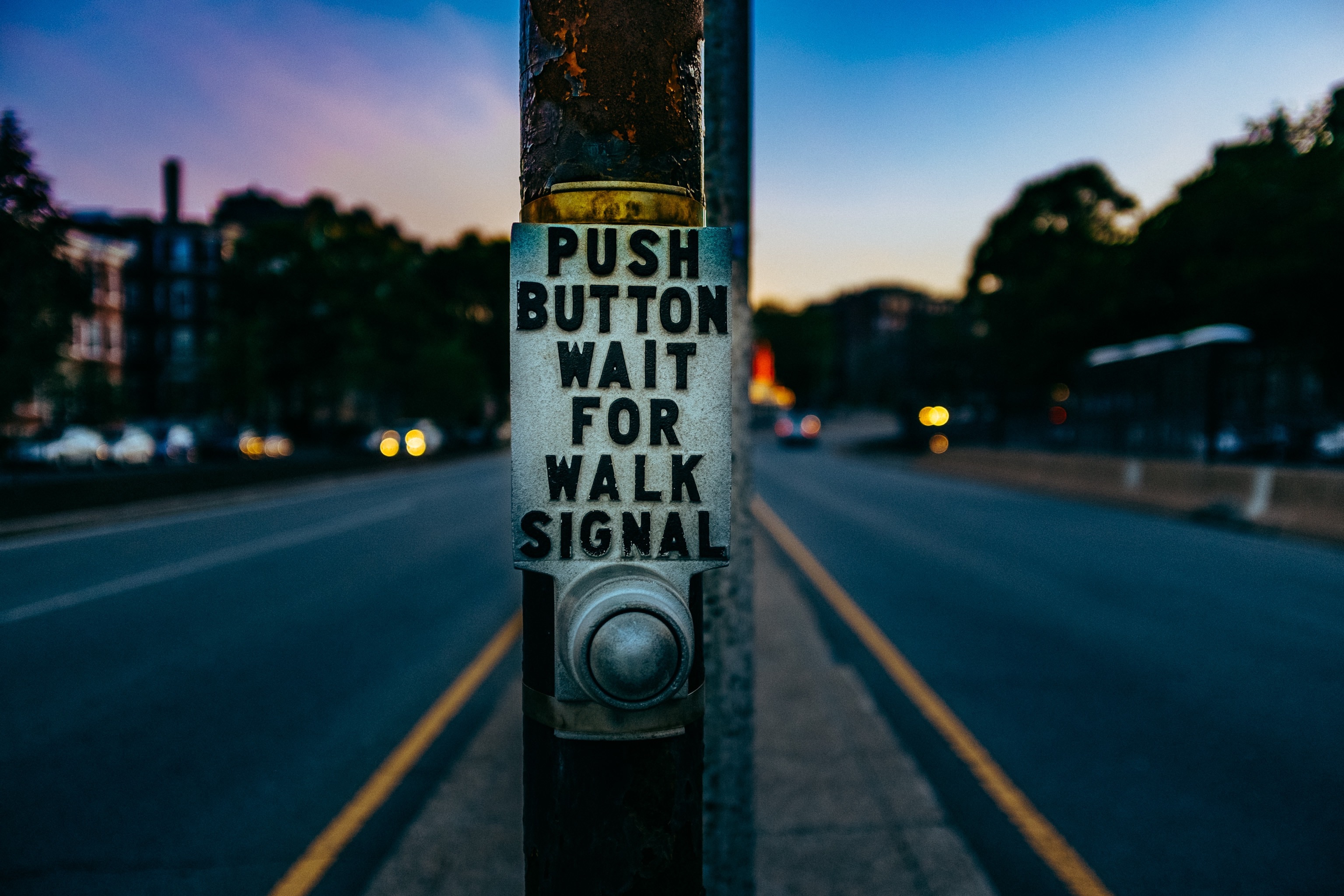 push button wait for walk signal sign