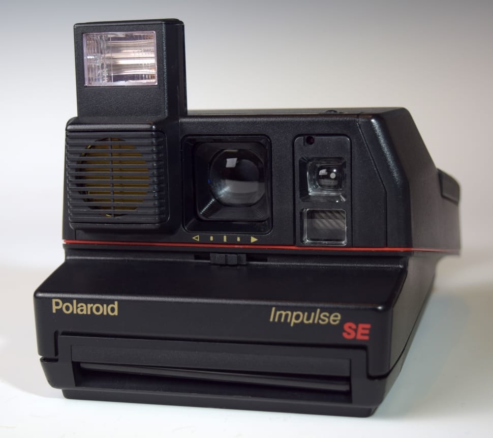 black polaroid impulse se instant camera preview