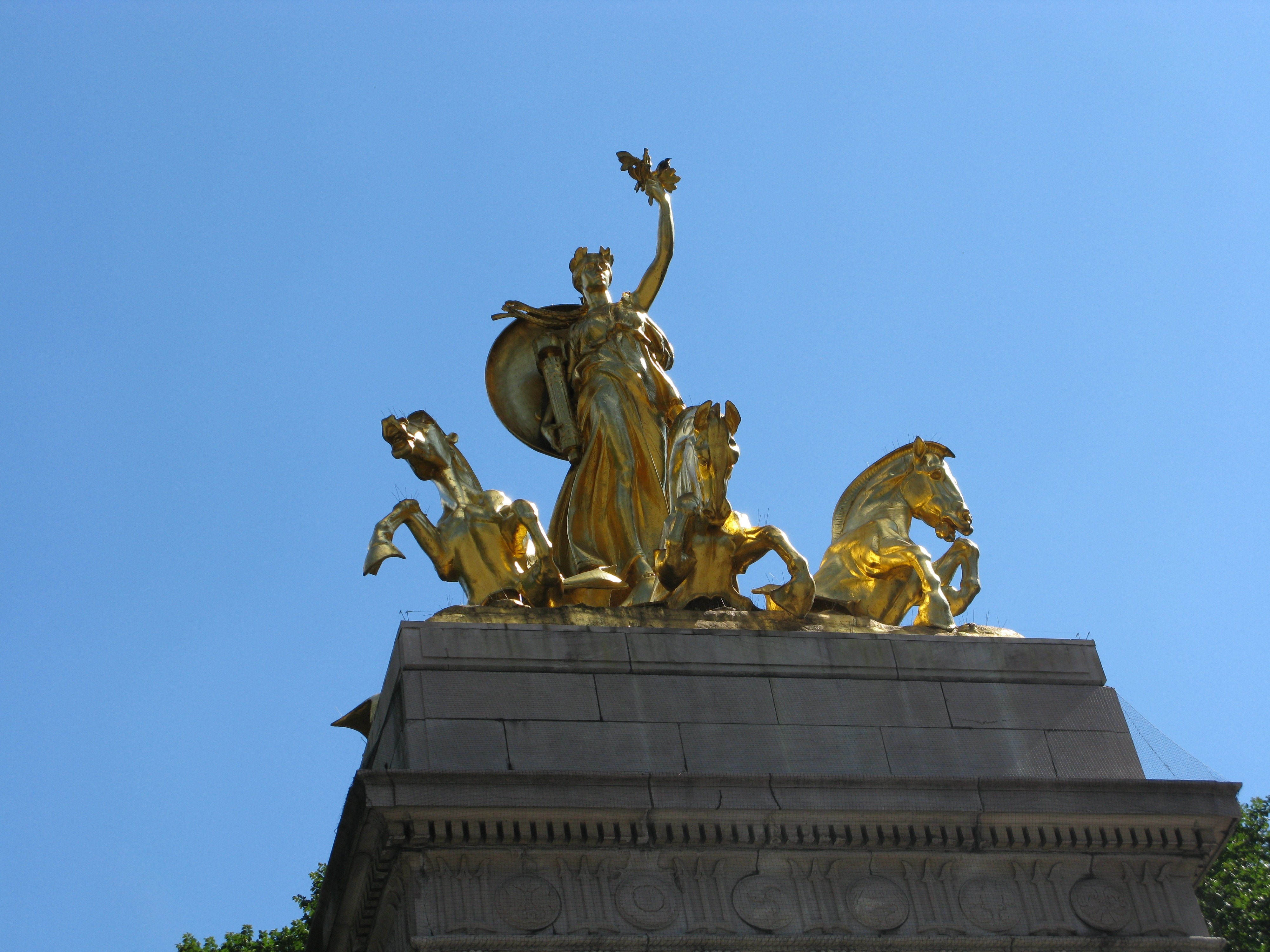 gold statue decor
