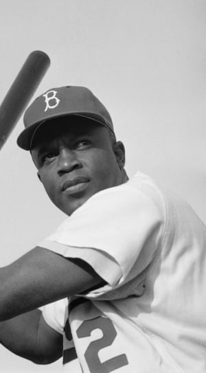 grayscale photo of baseball player thumbnail