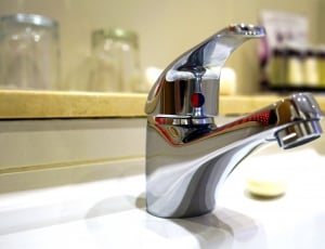 stainless steel faucet thumbnail