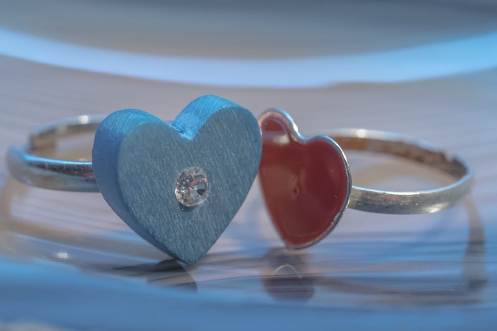 2 heart rings preview