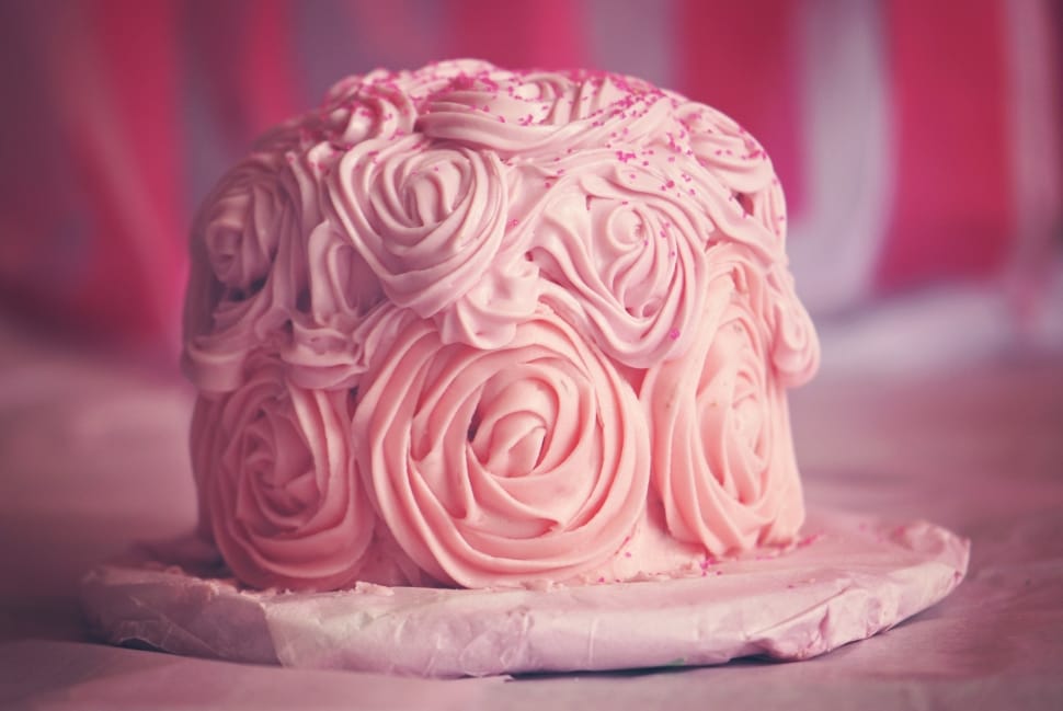 pink cake close up photo preview