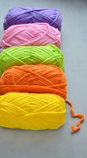 5 assorted color yarns thumbnail