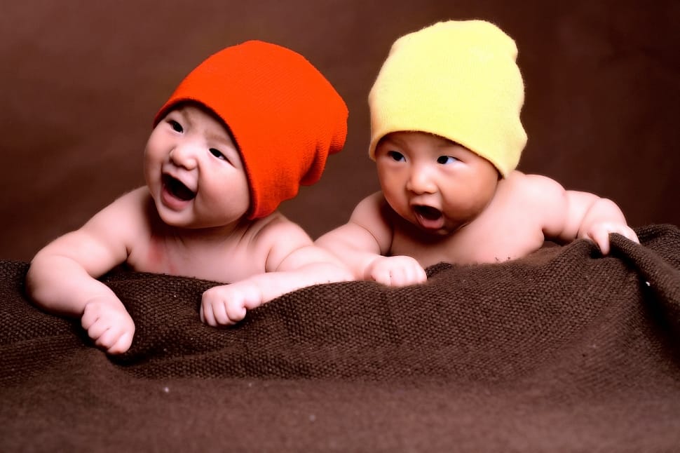 baby's red and yellow beanie preview