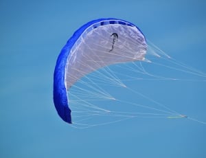 Paragliding, Fly, Air Sports, Paraglider, blue background, blue thumbnail