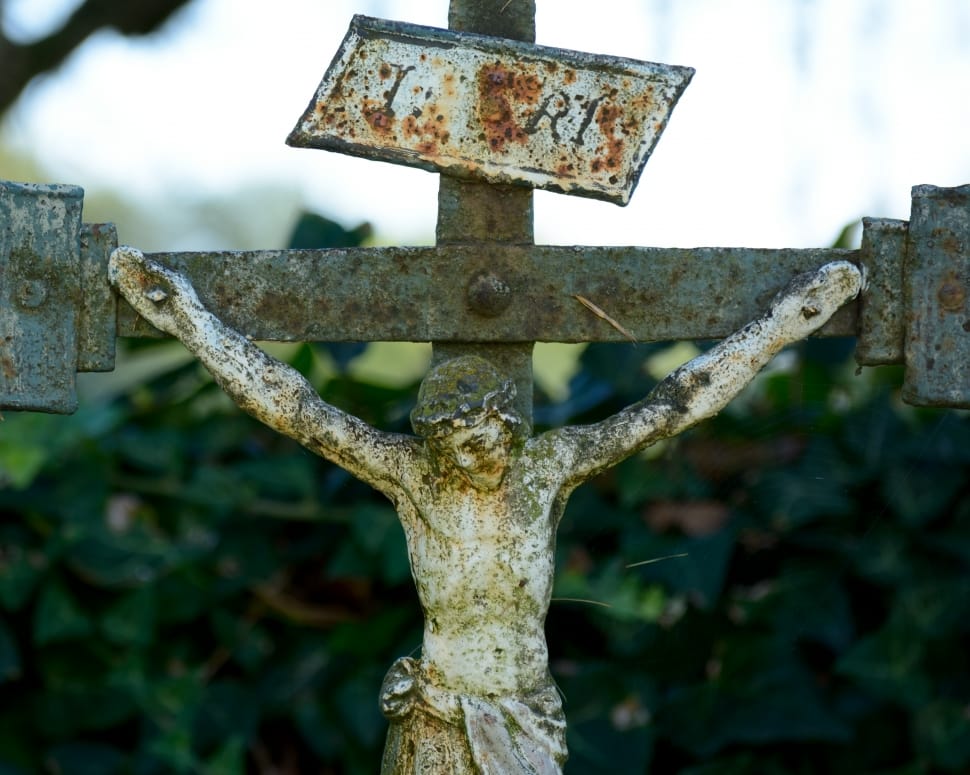 crucifix metal statue preview