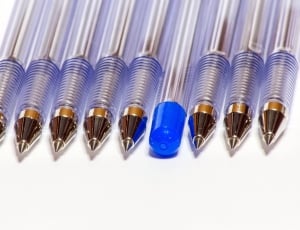 blue ballpoint pens thumbnail