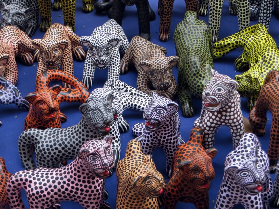 animals ceramic figurines preview