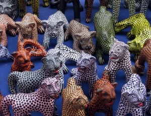 animals ceramic figurines thumbnail