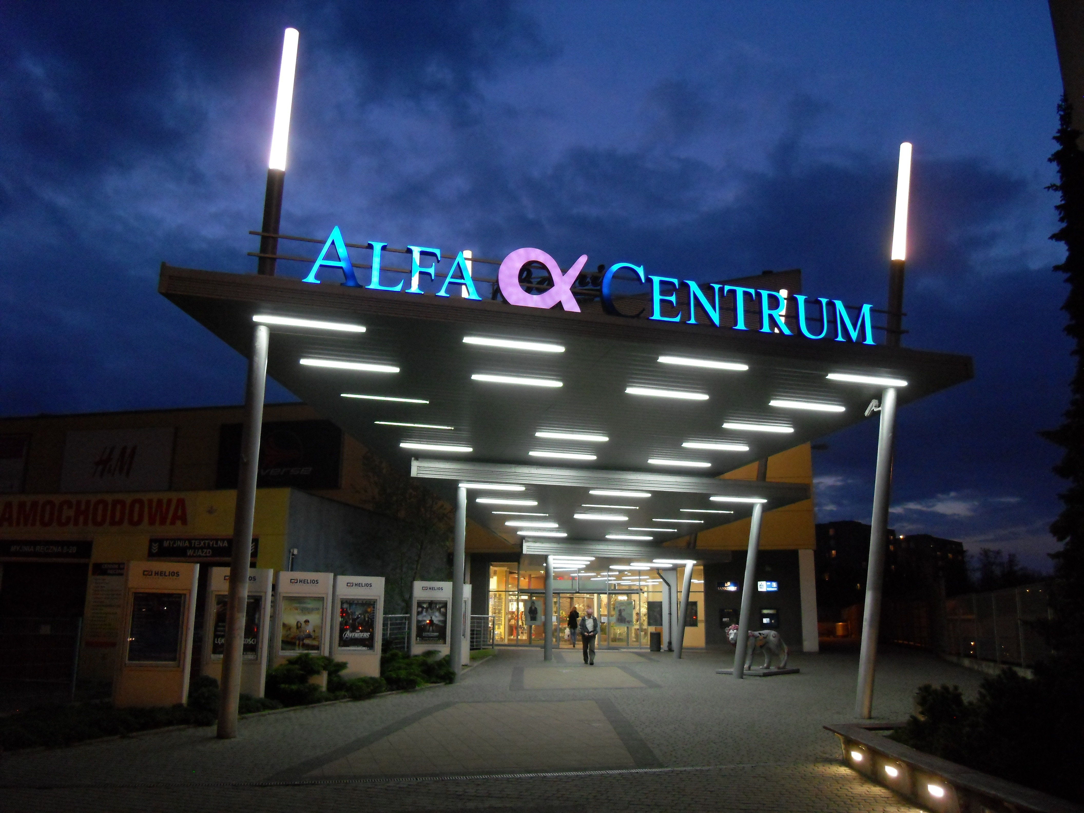 architectural photography of Alfa Centrum