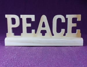 peace wooden freestanding letter thumbnail