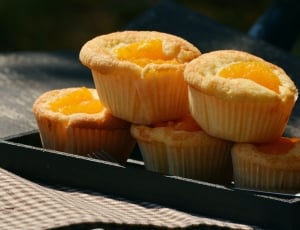 5 cheese cupcakes thumbnail