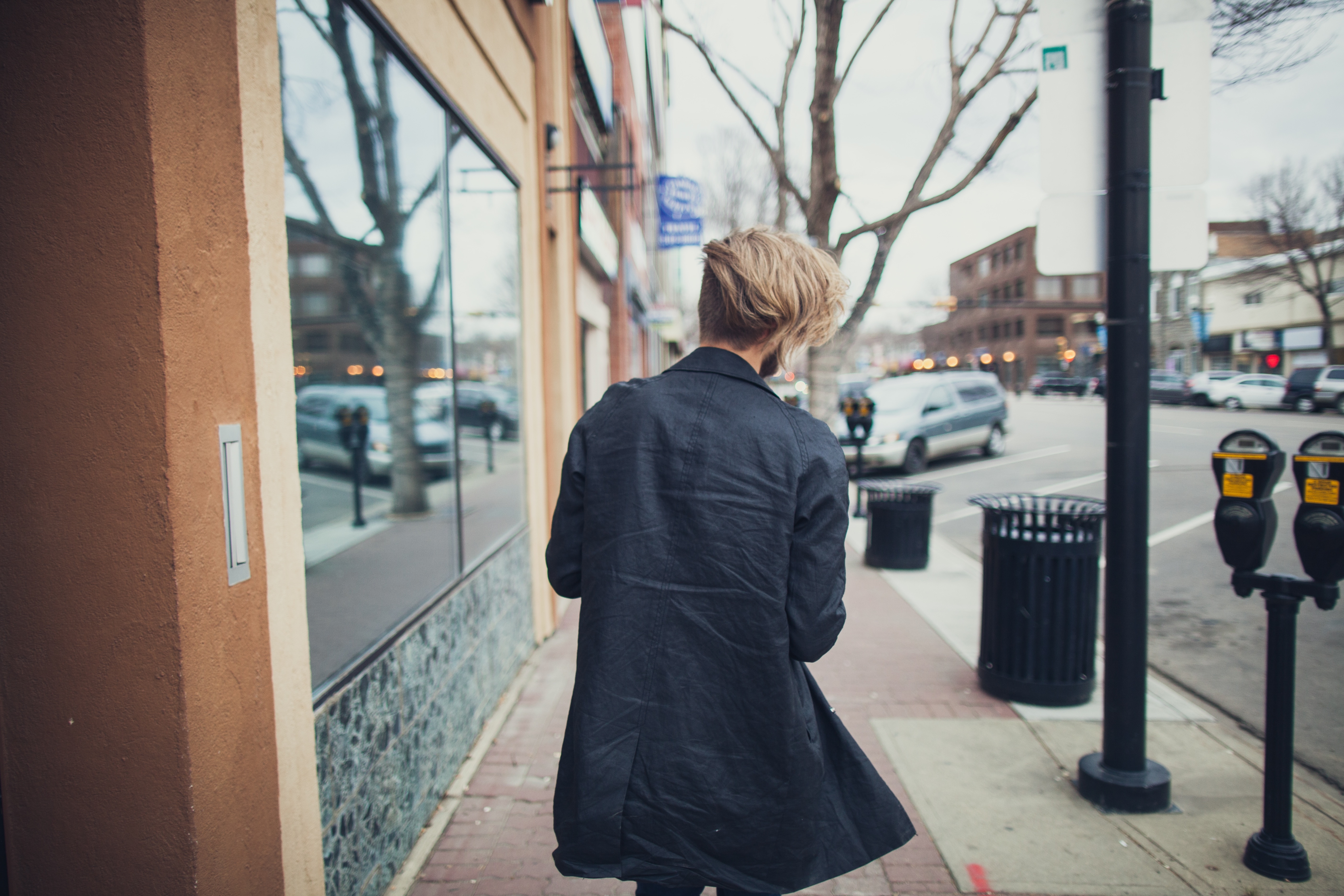 men's black jacket