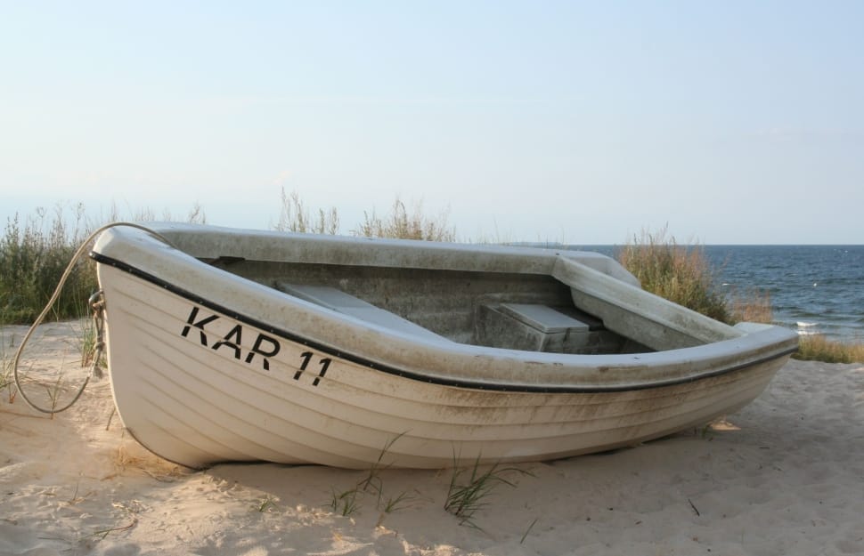 white kar 11 row boat preview