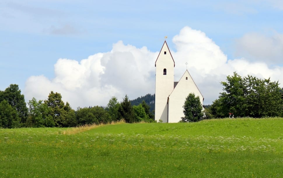 white chapel shown preview