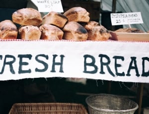 fresh bread signage thumbnail