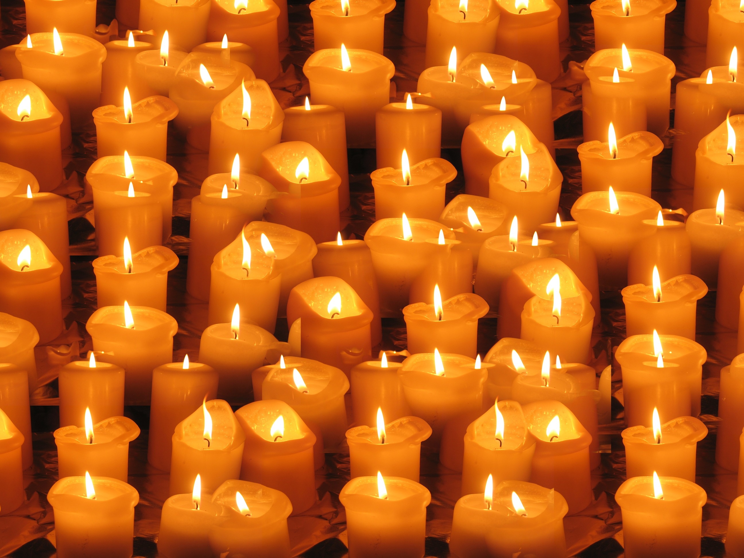 yellow candle lot