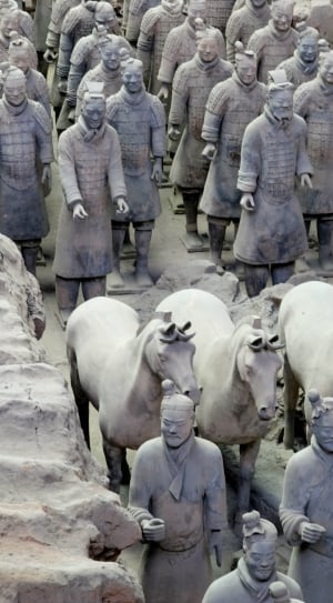 terracotta army statues thumbnail