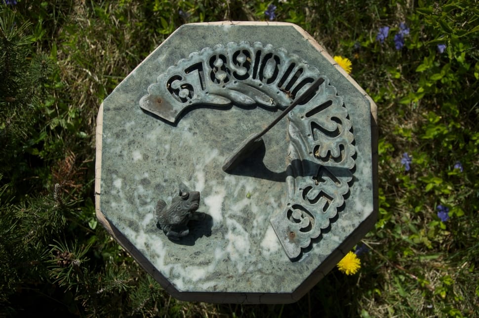 gray sundial shown preview