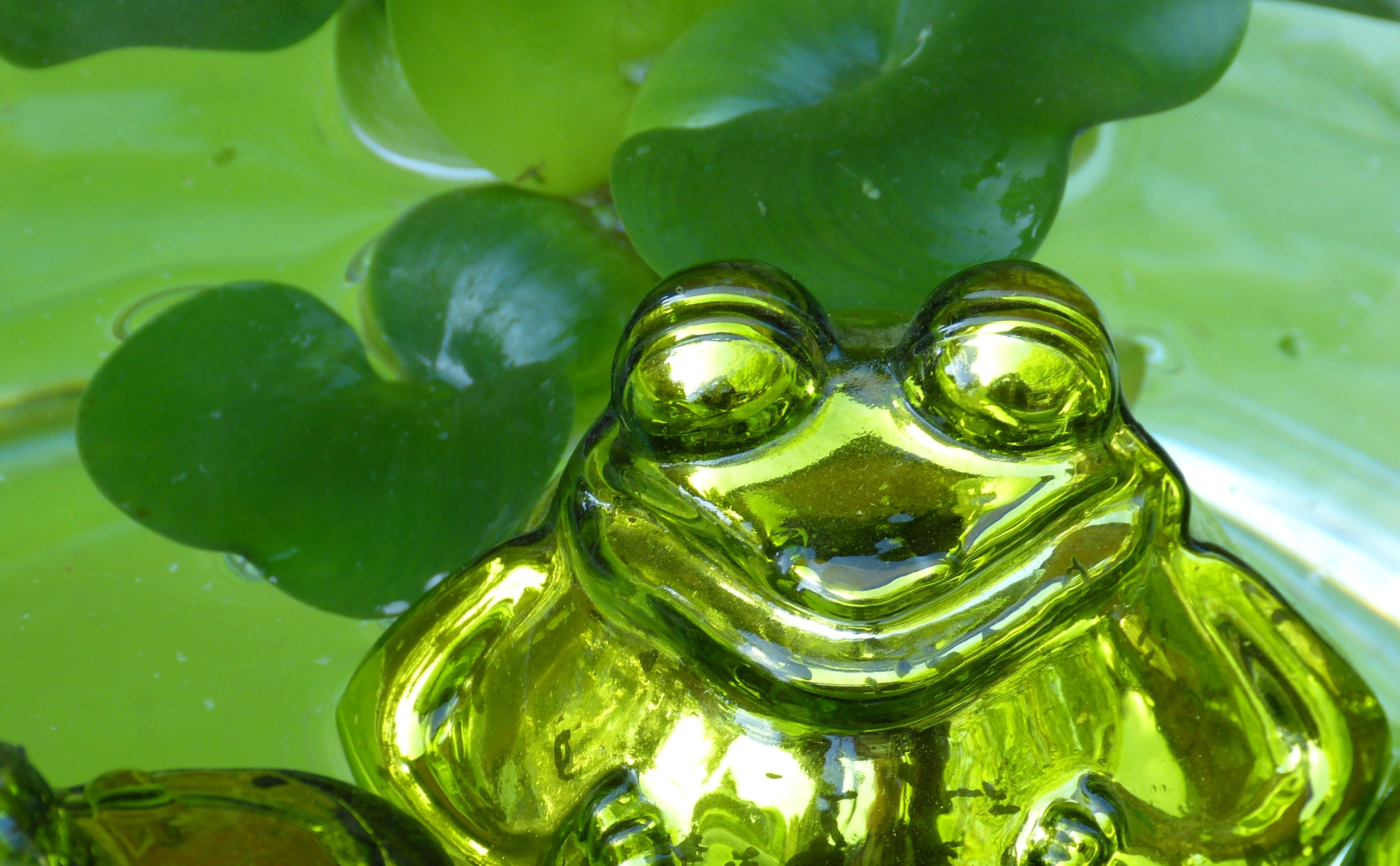 green glass frog ornament