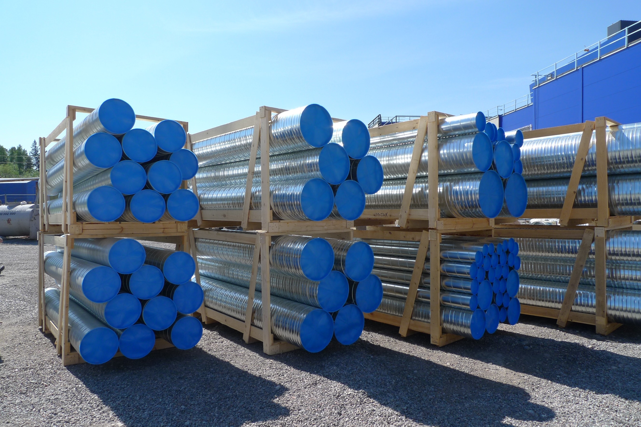 blue and gray steel barrels