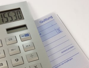 gray calculator thumbnail