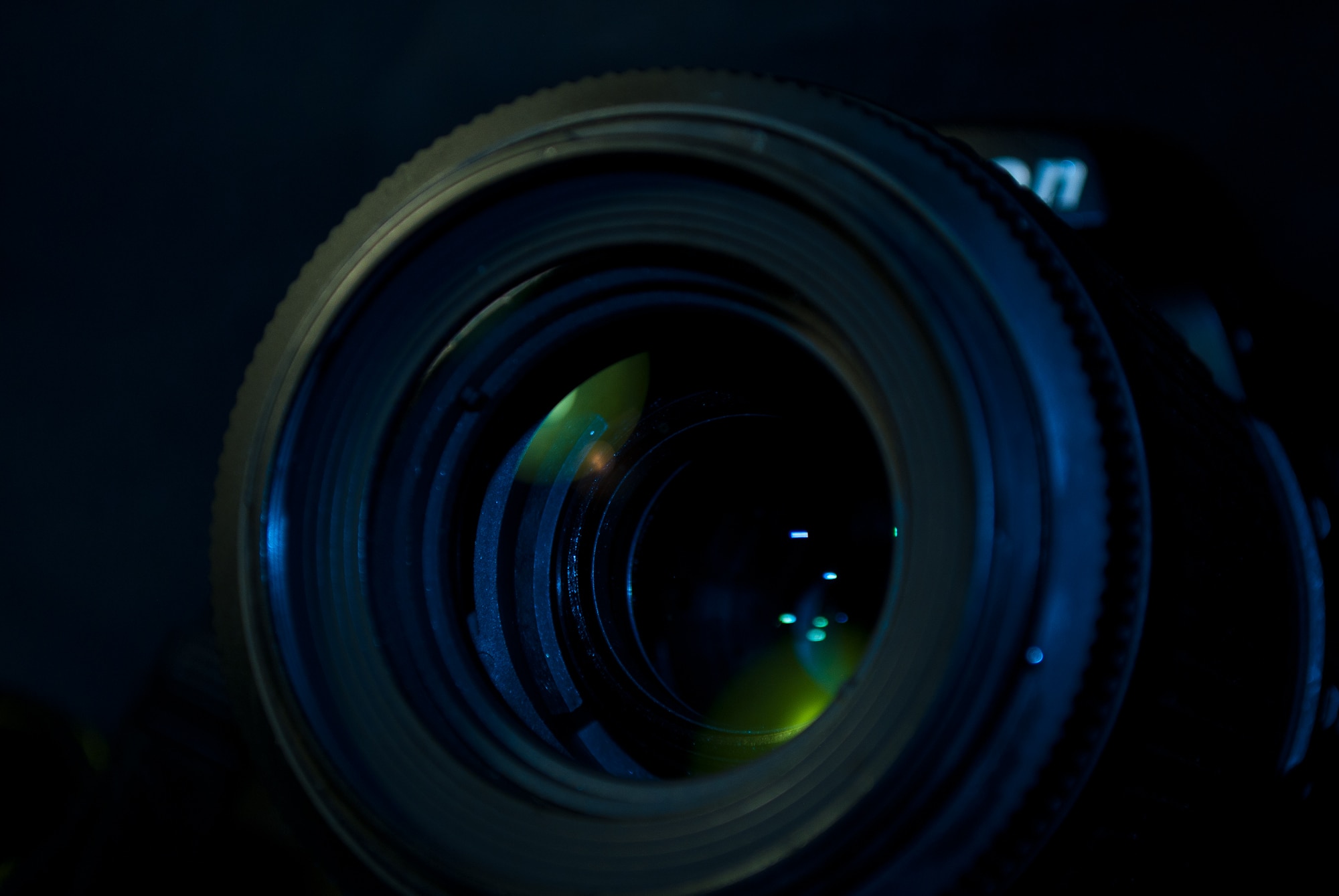 close up photo of a camera lens