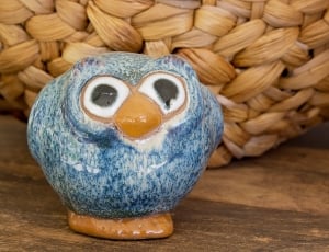 blue and white bird ceramic figurine thumbnail