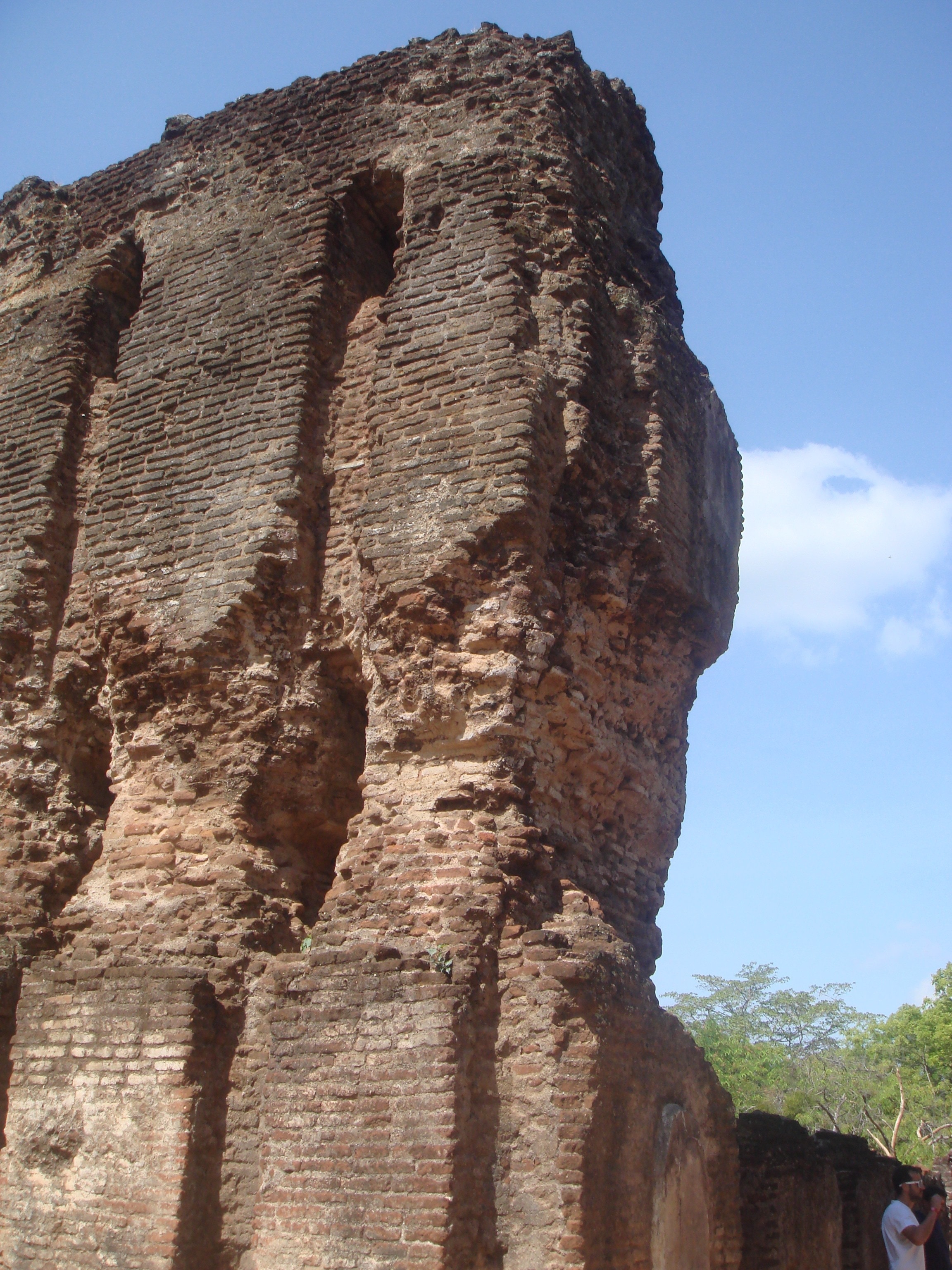 brown stone wall ruin