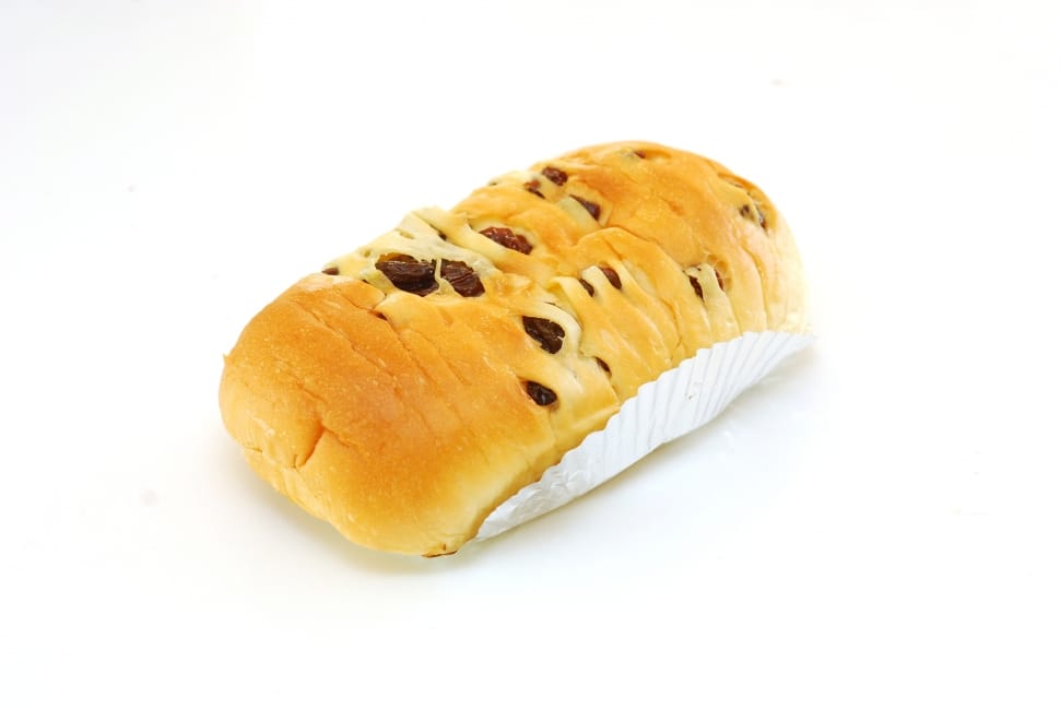 bread with raisin toppings shown preview